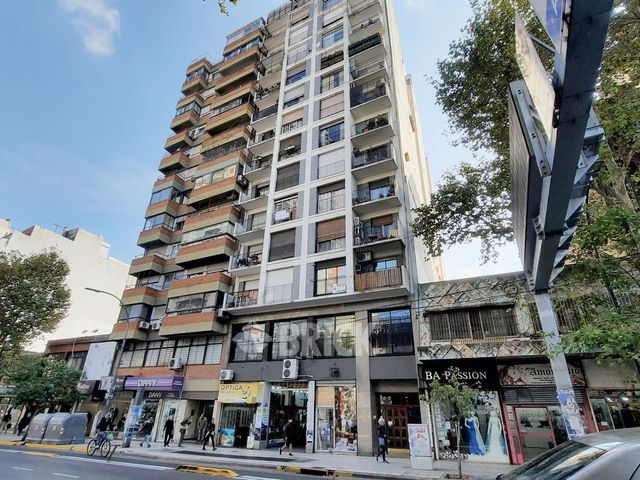 CORRIENTES, AV. al 2100 Piso 10 34
