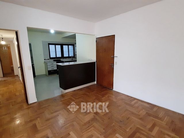 RIGLOS al 100 Piso 2 4