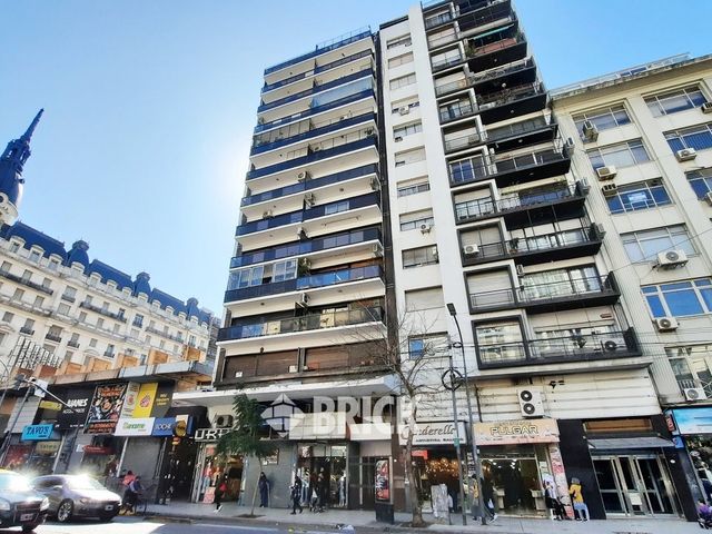 CORRIENTES, AV. al 2700 Piso 6 29