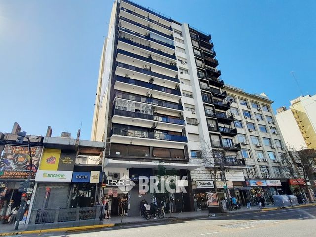CORRIENTES, AV. al 2700 Piso 6 30