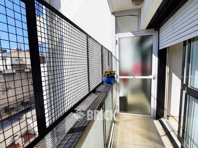 CORRIENTES, AV. al 2700 Piso 6 7