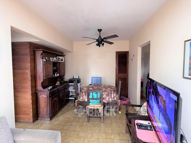 SAN JUAN, AV. al 4300 Piso 5 3