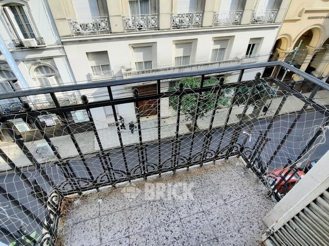 AYACUCHO al 1000 Piso 2 4