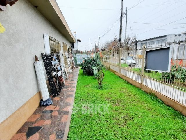 PASO, JUAN JOSE al 200 4