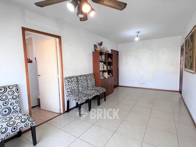 SARANDI al 1400 Piso 10 4