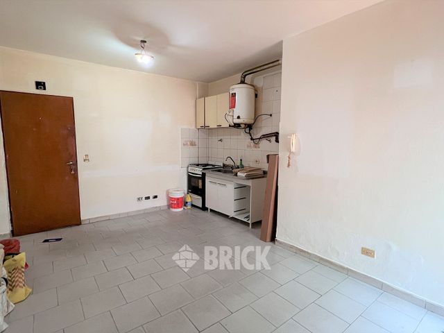 LARRAYA al 2200 Piso PB 3