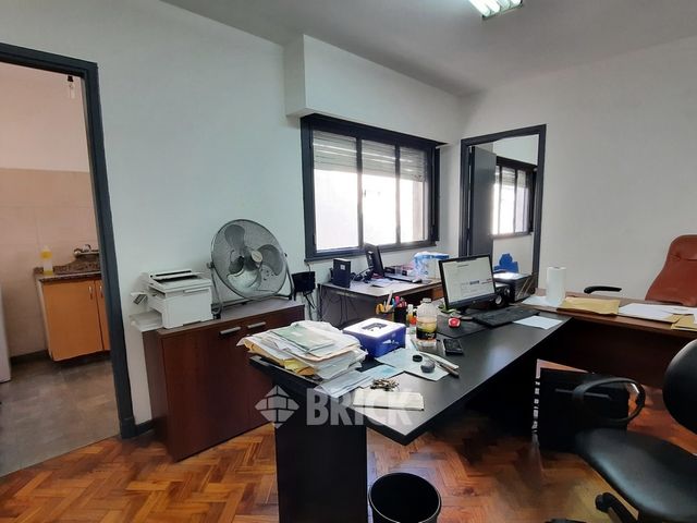 SARMIENTO al 1300 Piso 9 3