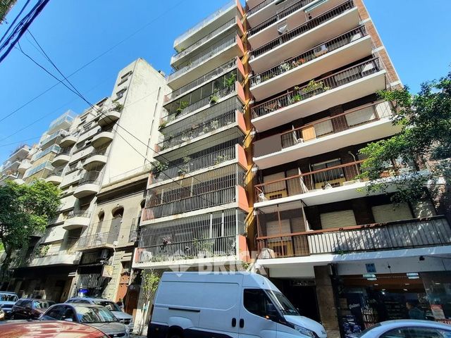 LARREA al 1000 Piso 2 32