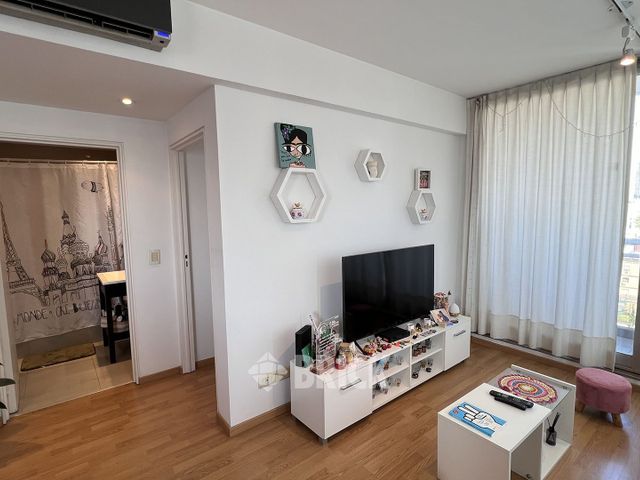 PIEDRAS al 1100 Piso 9 5