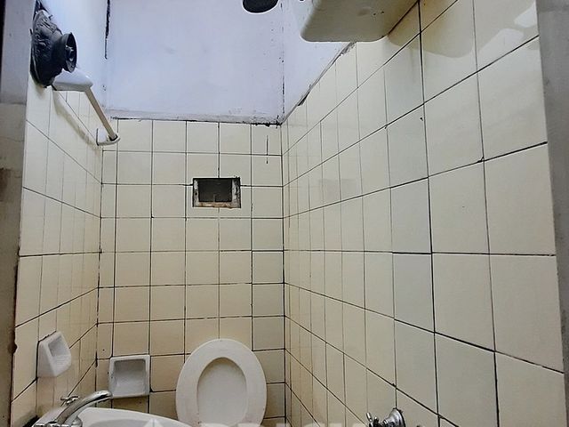 BRASIL, AV. al 1400 Piso 1 17