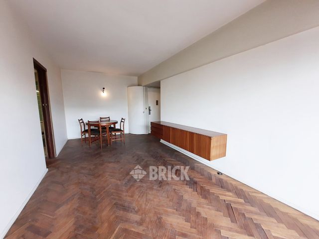 PUEYRREDON, AV. al 1300 Piso 13 5