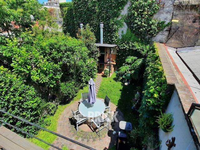 LAVALLEJA al 1000 Piso PB 37