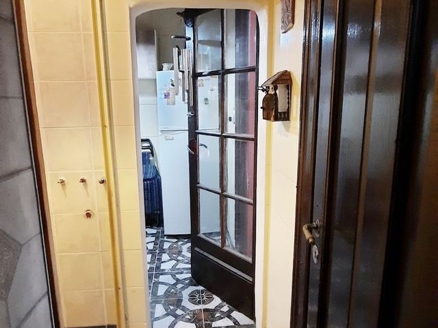 YRIGOYEN, HIPOLITO, AV. al 3500 Piso 1 10
