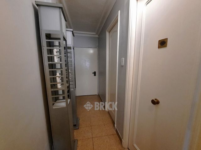 SARMIENTO al 2500 Piso 7 5