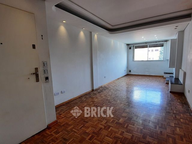 GRANADEROS al 400 Piso 5 3