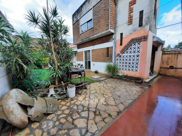 PERON, JUAN D., PTE. al 400 Piso PB 11