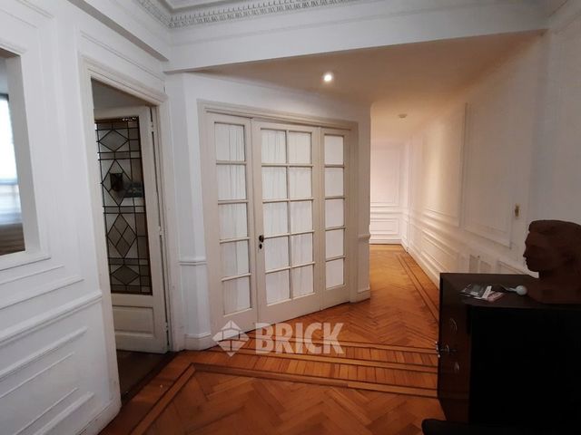 SARMIENTO al 800 Piso 6 5