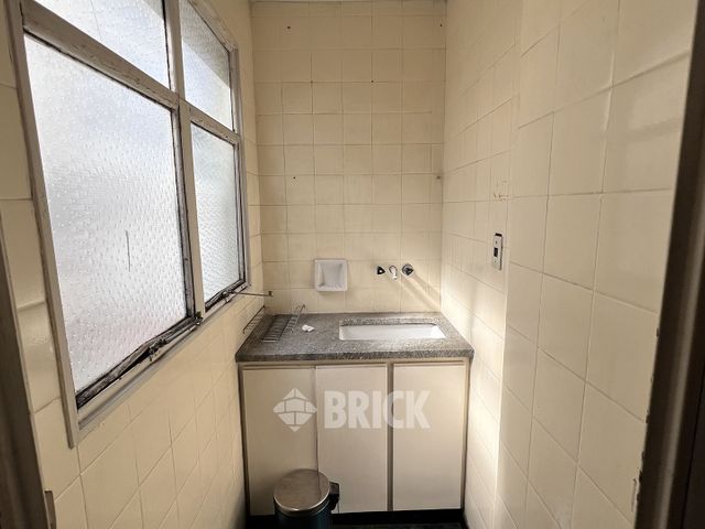 LAS HERAS, AV. al 2400 Piso 13 5
