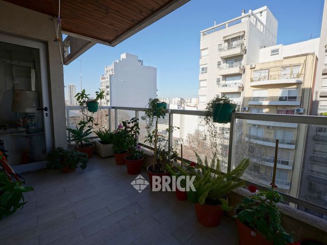 AVELLANEDA, AV. al 1700 Piso 8 25