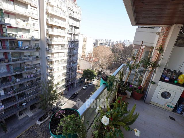 AVELLANEDA, AV. al 1700 Piso 8 27