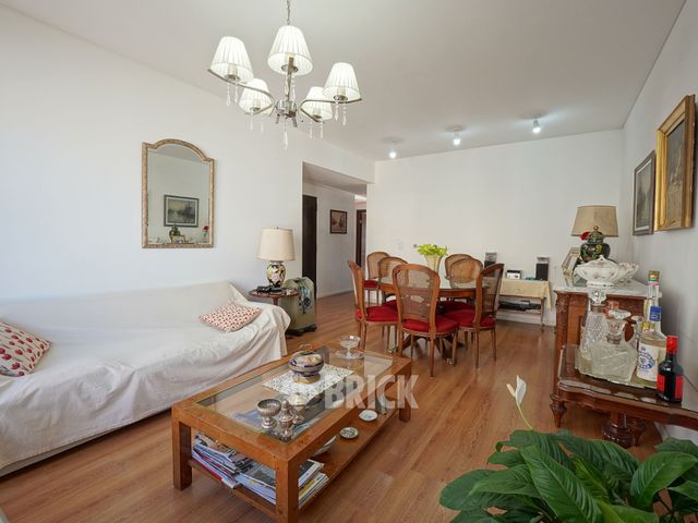 AVELLANEDA, AV. al 1700 Piso 8 4