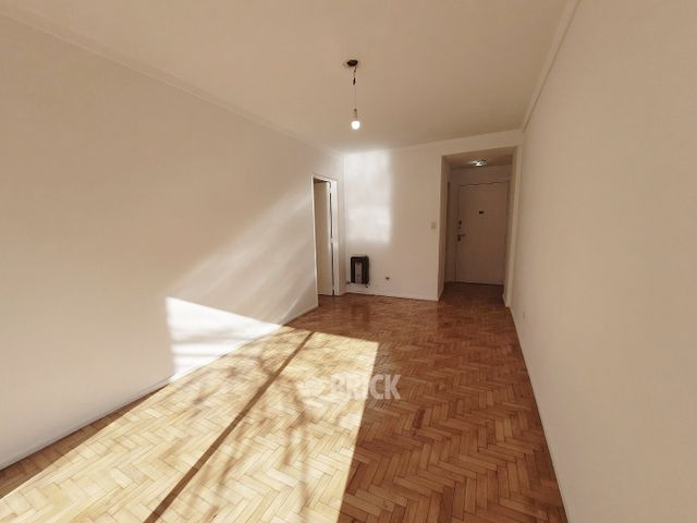 ARENALES al 2700 Piso 3 5