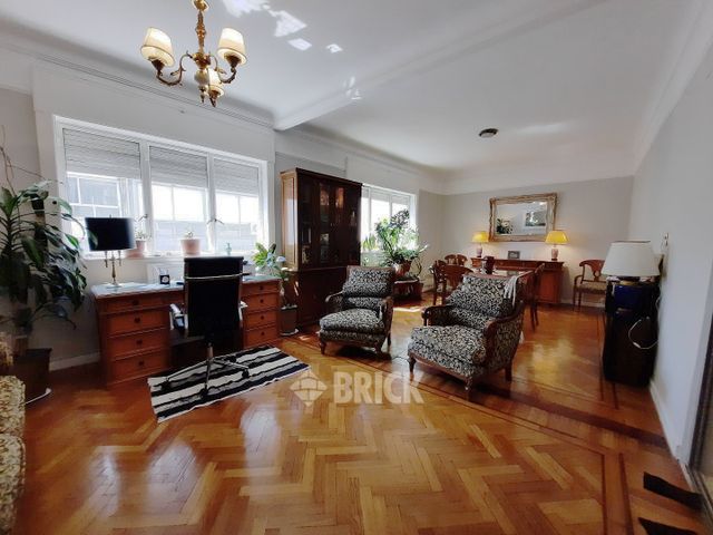 TUCUMAN al 2100 Piso 4 3