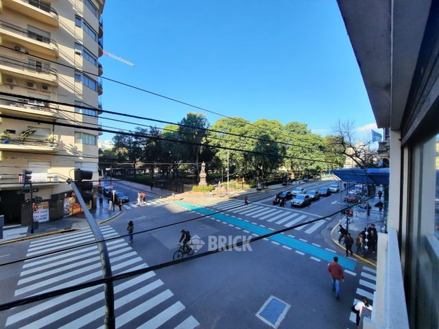 ALVEAR, MARCELO T. DE al 1800 Piso 1 4