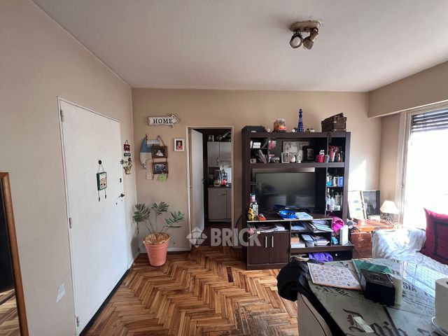 LAMBARE al 1100 Piso 9 3