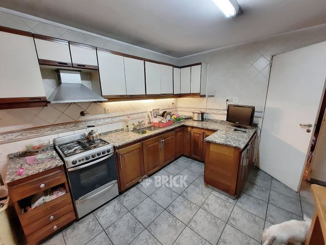 LAS HERAS, AV. al 2900 Piso 5 34