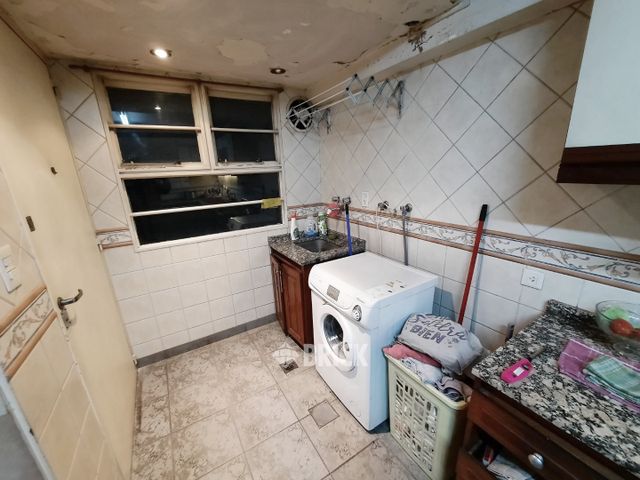 LAS HERAS, AV. al 2900 Piso 5 35