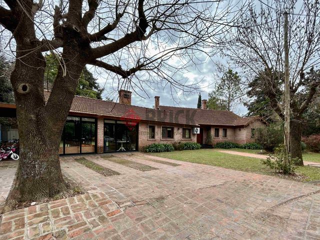 GOLFERS COUNTRY CLUB 2