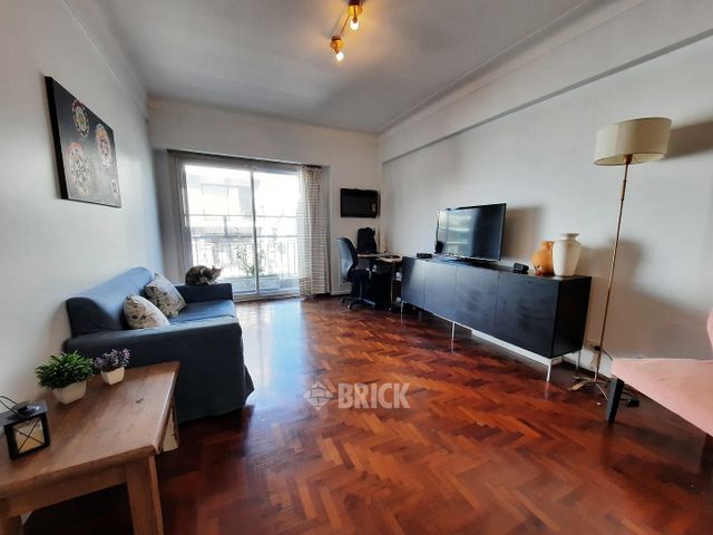 PARAGUAY al 2400 Piso 7 3