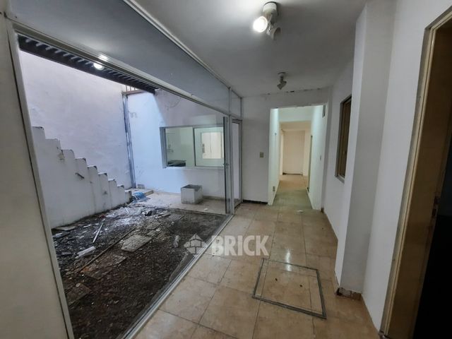 CALVO, CARLOS al 1100 17