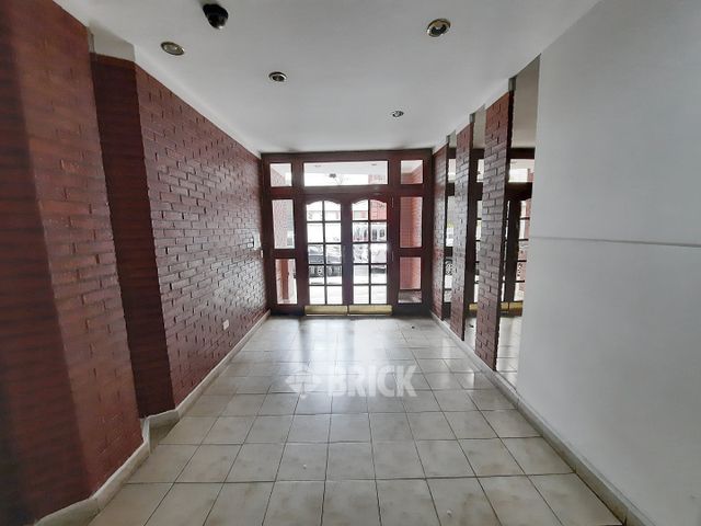 GOMEZ, VALENTIN al 2900 Piso 9 27