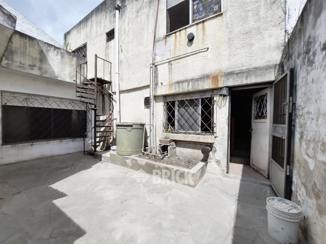 SANTA FE al 300 Piso PB 4