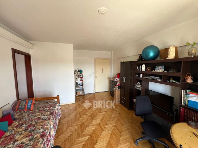 SAN MARTIN, AV. al 3500 Piso 5 3