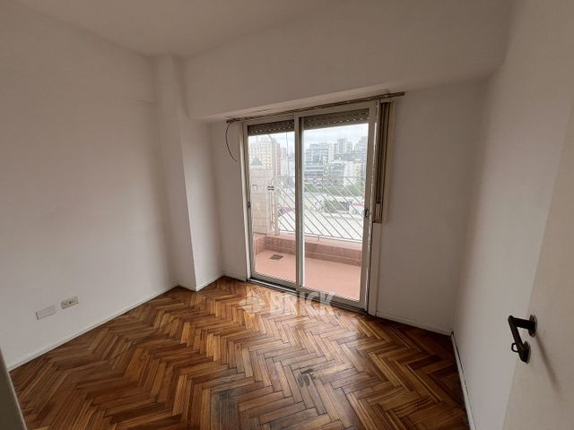 MIÑONES al 2000 Piso 8 5