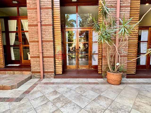 MONASTERIO al 700 23