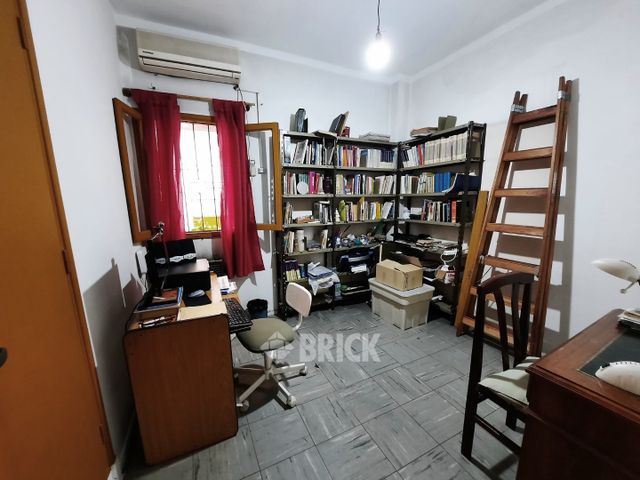 MORELOS al 300 Piso PB 16