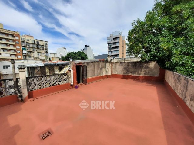 MORELOS al 300 Piso PB 29
