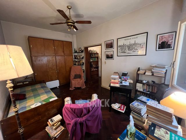 DOBLAS al 1500 Piso PB 3