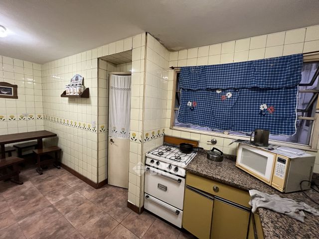 MORENO, JOSE MARIA, AV. al 700 Piso 2 25