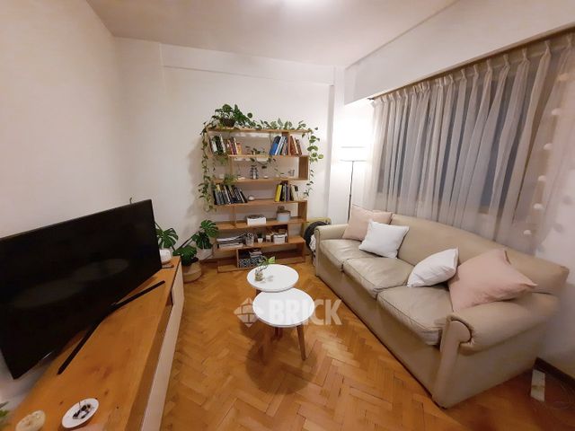 PUEYRREDON, AV. al 1300 Piso 2 4