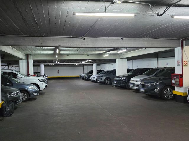 ALVEAR, MARCELO T. DE al 1200 Piso 3° Nº 242 5