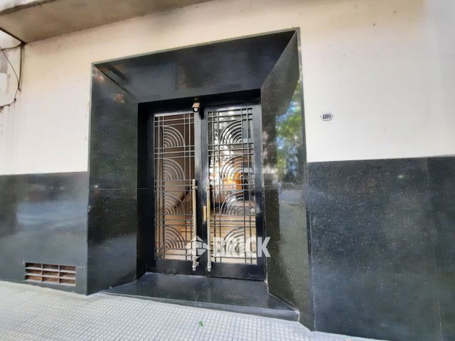 SANCHEZ DE BUSTAMANTE al 1900 Piso 1 32