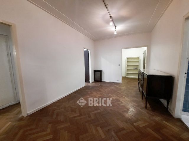 SANCHEZ DE BUSTAMANTE al 1900 Piso 1 5