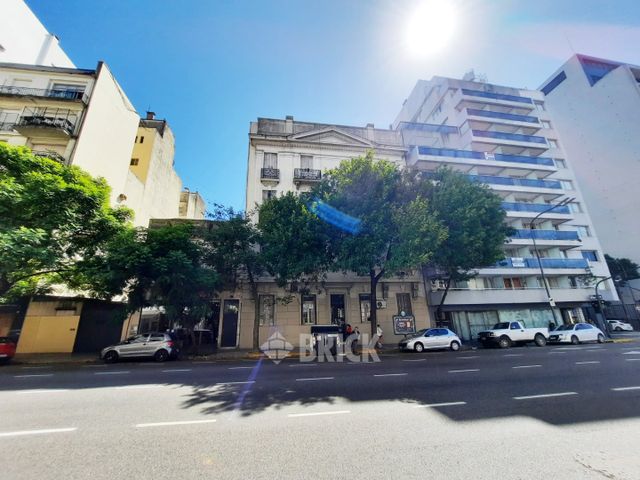 INDEPENDENCIA, AV. al 1200 Piso 1 27