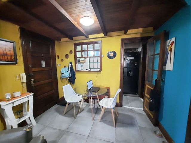 INDEPENDENCIA, AV. al 1200 Piso 1 6