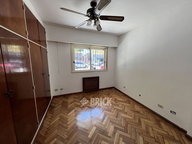 SAN JUAN, AV. al 1400 Piso PB 11